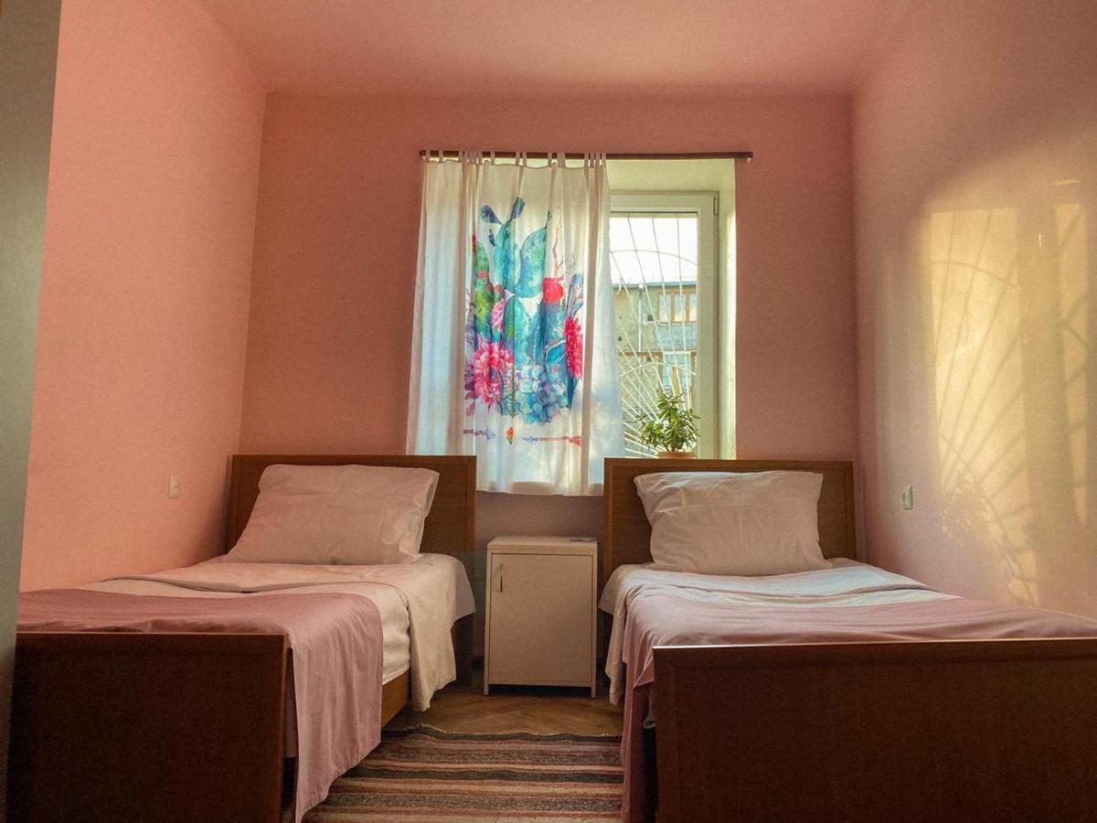 Aregak B&B And Tours Goris Exteriör bild