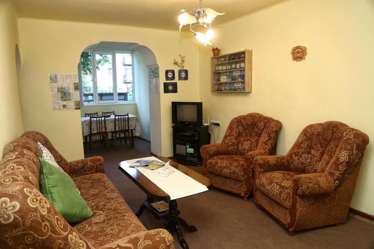 Aregak B&B And Tours Goris Exteriör bild